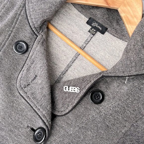 Guess vest with hood - Picture 2 of 2